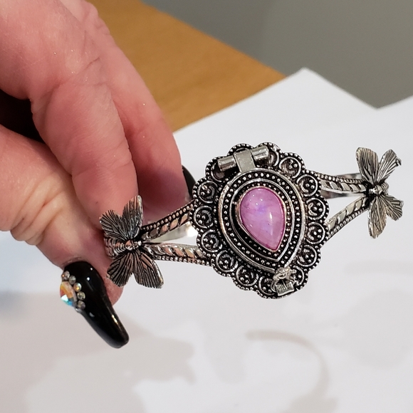 SOLD SOLD SOLD SOLD SOLD SOLD SOLD SOLD - Picture 9 of 16